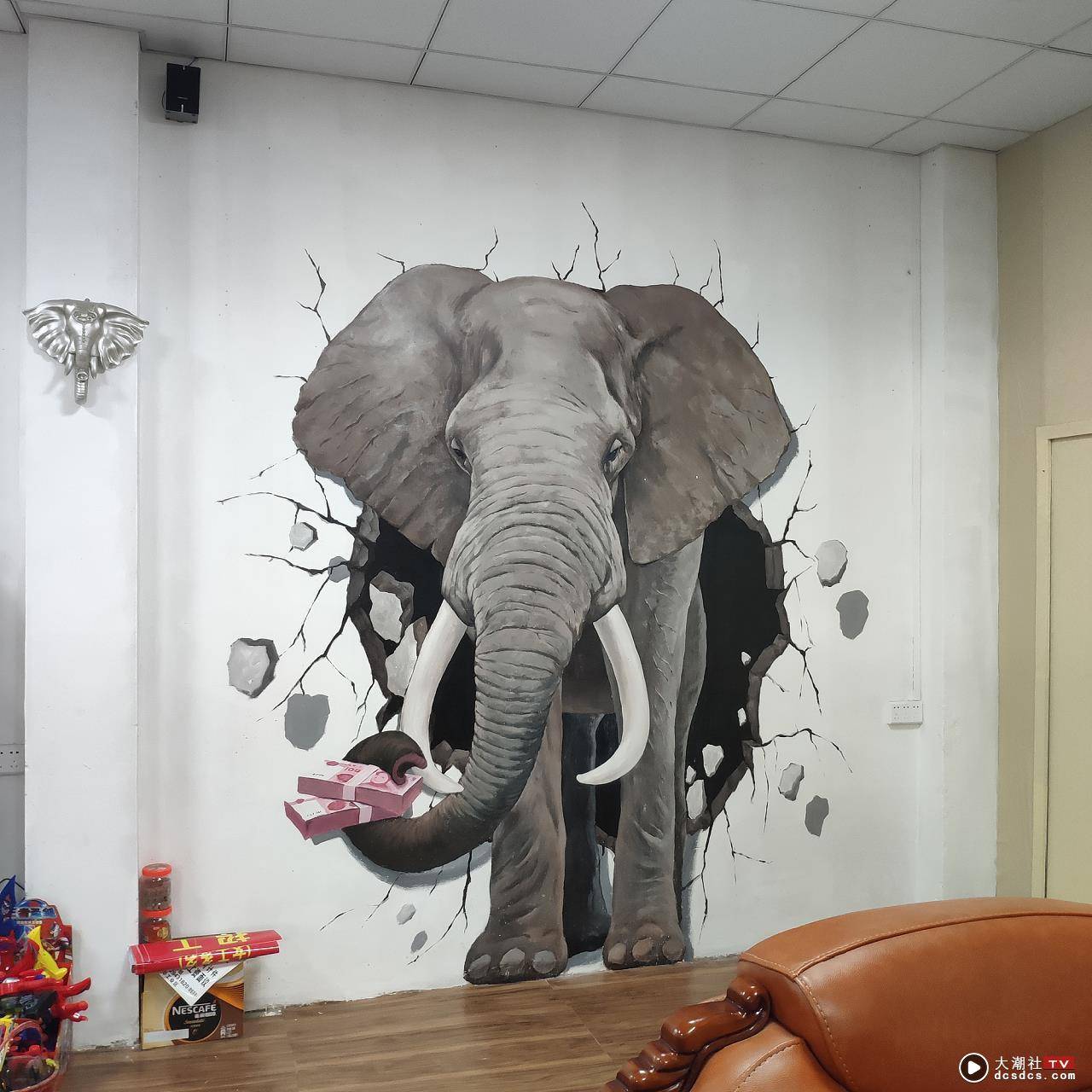 汕头3D大象墙绘 / 室内装修壁画墙绘 / 公司工作室墙绘